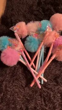 Caneta Fofa Pluma